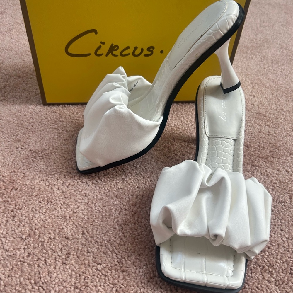 Circus by Sam Edelman Ruffled White Heels
